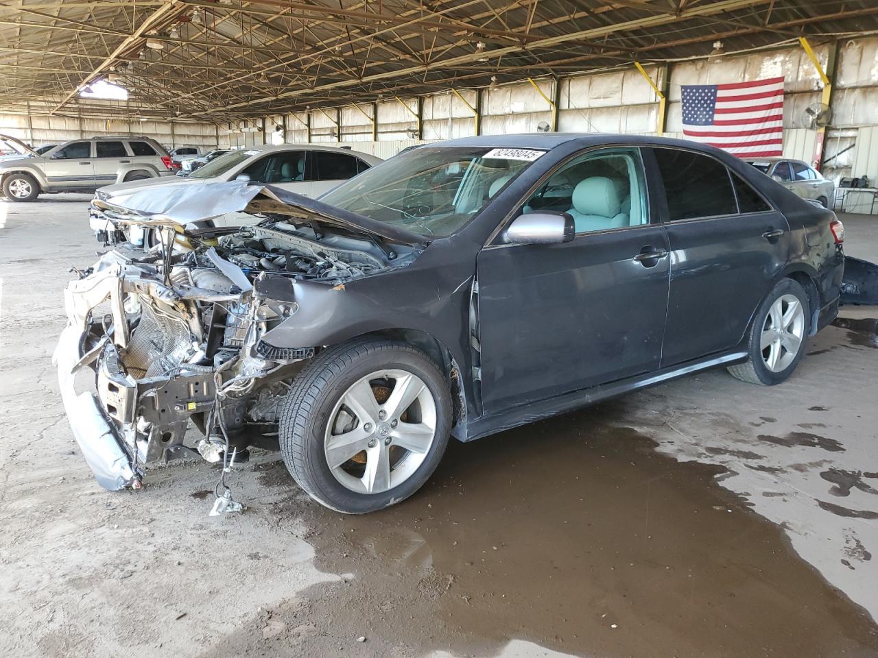 2011 TOYOTA CAMRY