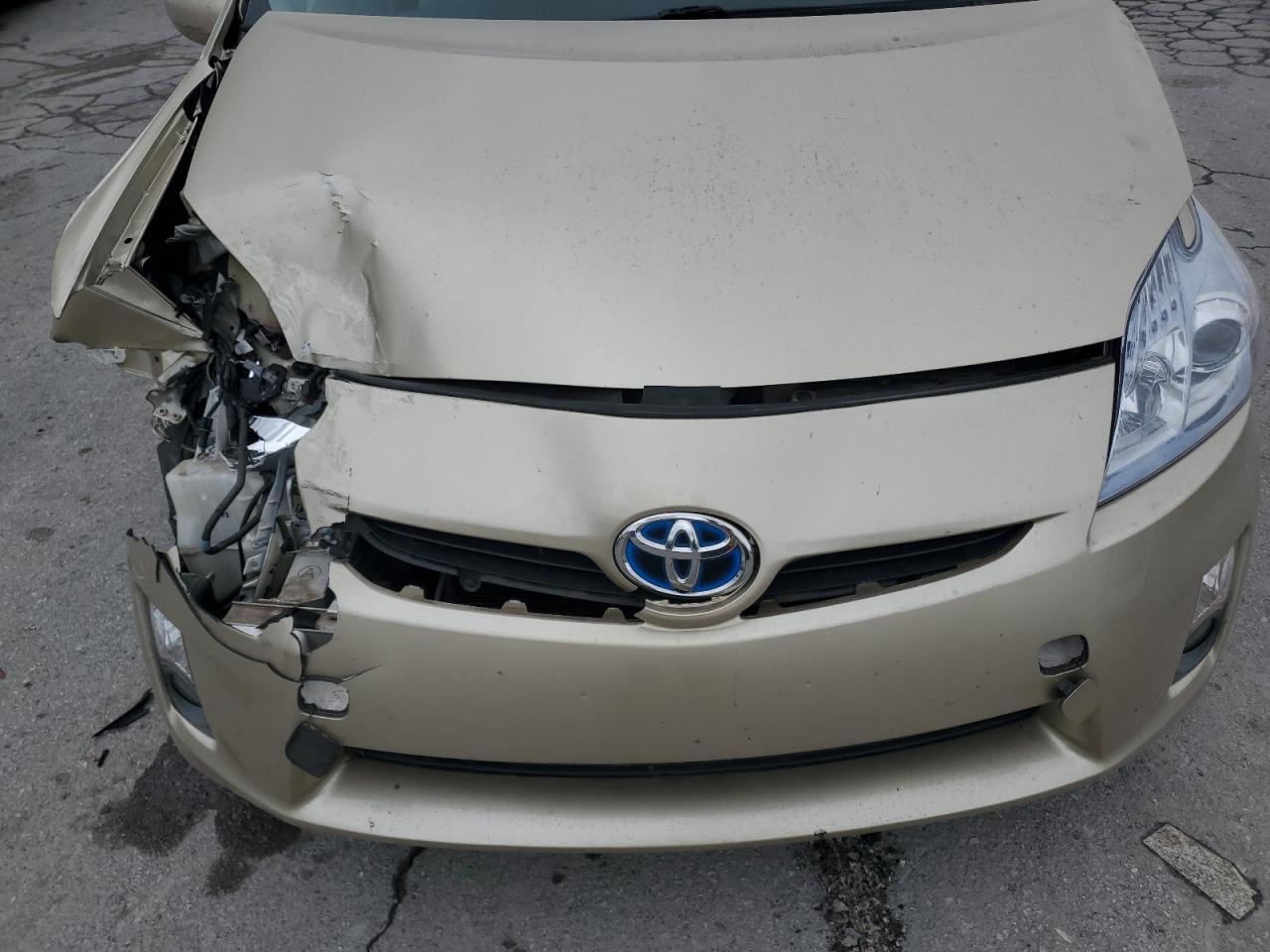 2011 TOYOTA PRIUS