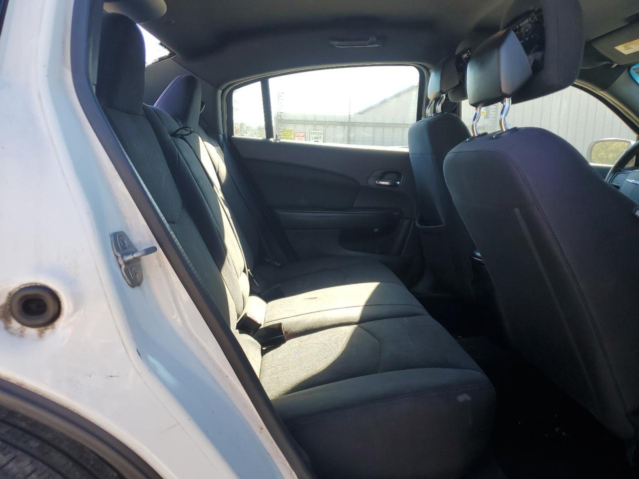 2012 CHRYSLER 200