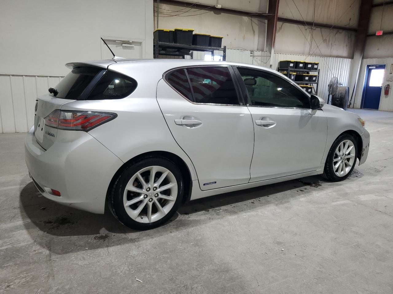 2013 LEXUS CT 200