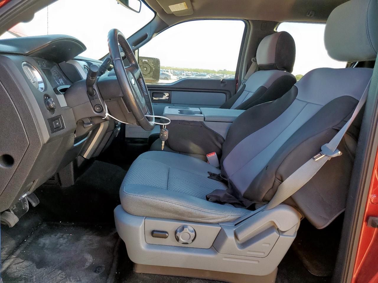 2014 FORD F-150