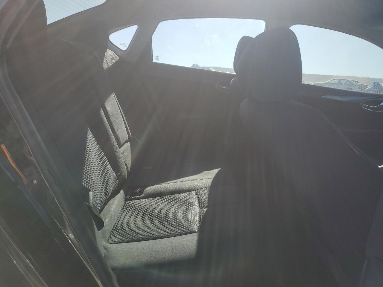 2016 NISSAN SENTRA