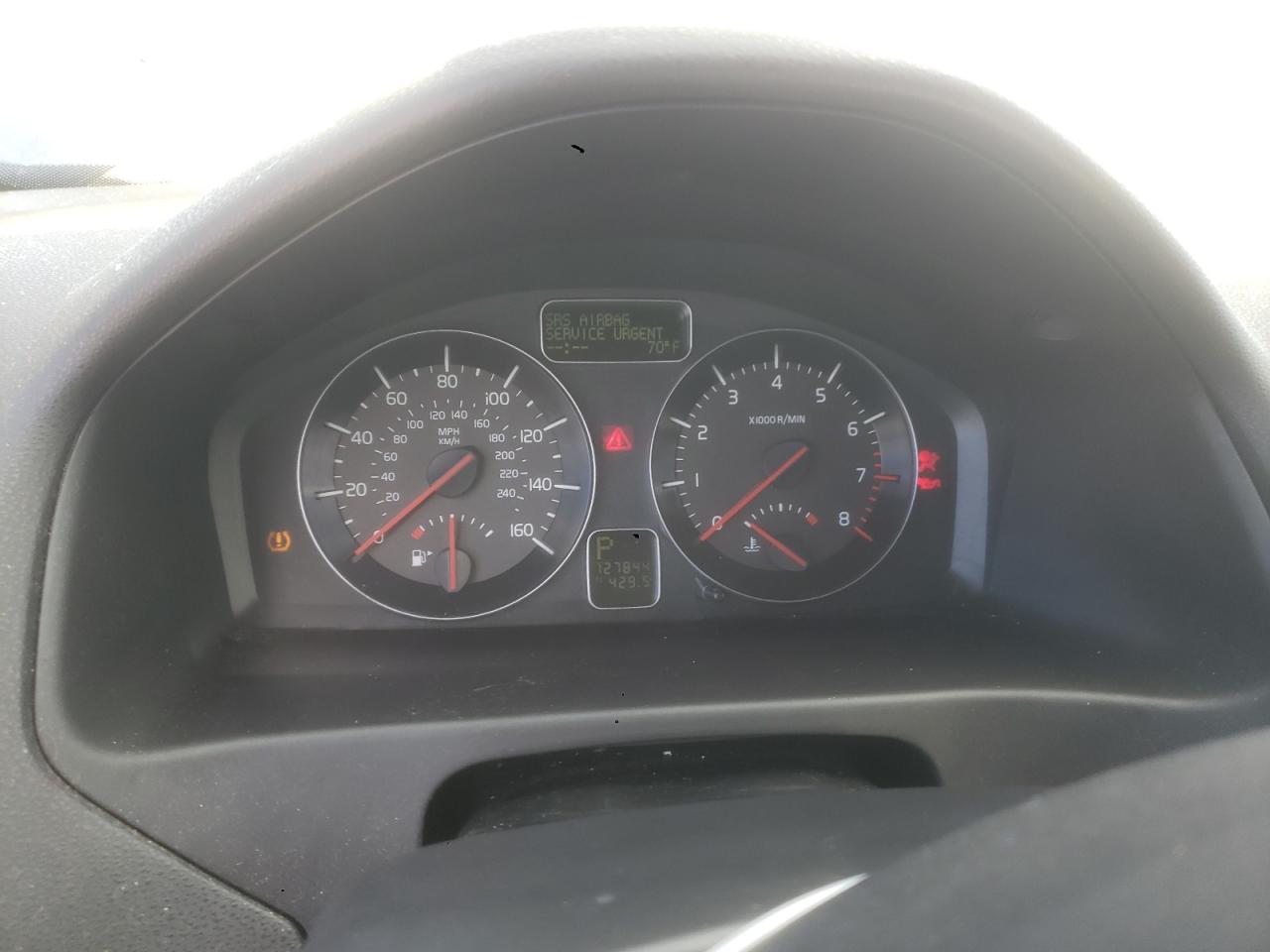 2012 VOLVO C30