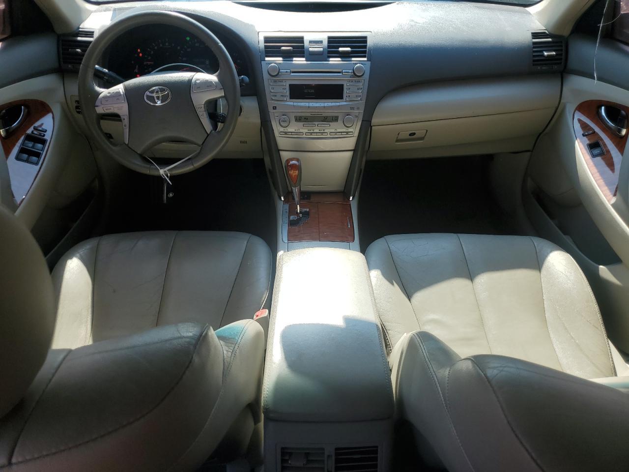 2011 TOYOTA CAMRY