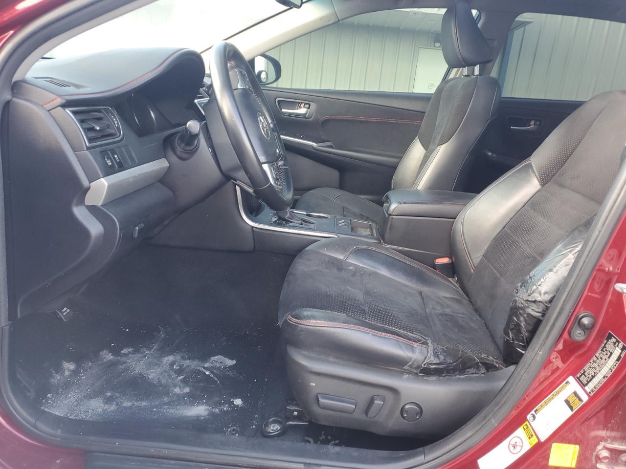 2016 TOYOTA CAMRY