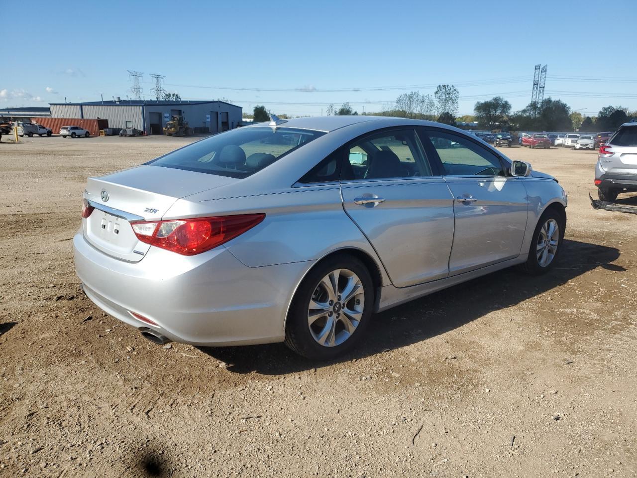 2011 HYUNDAI SONATA