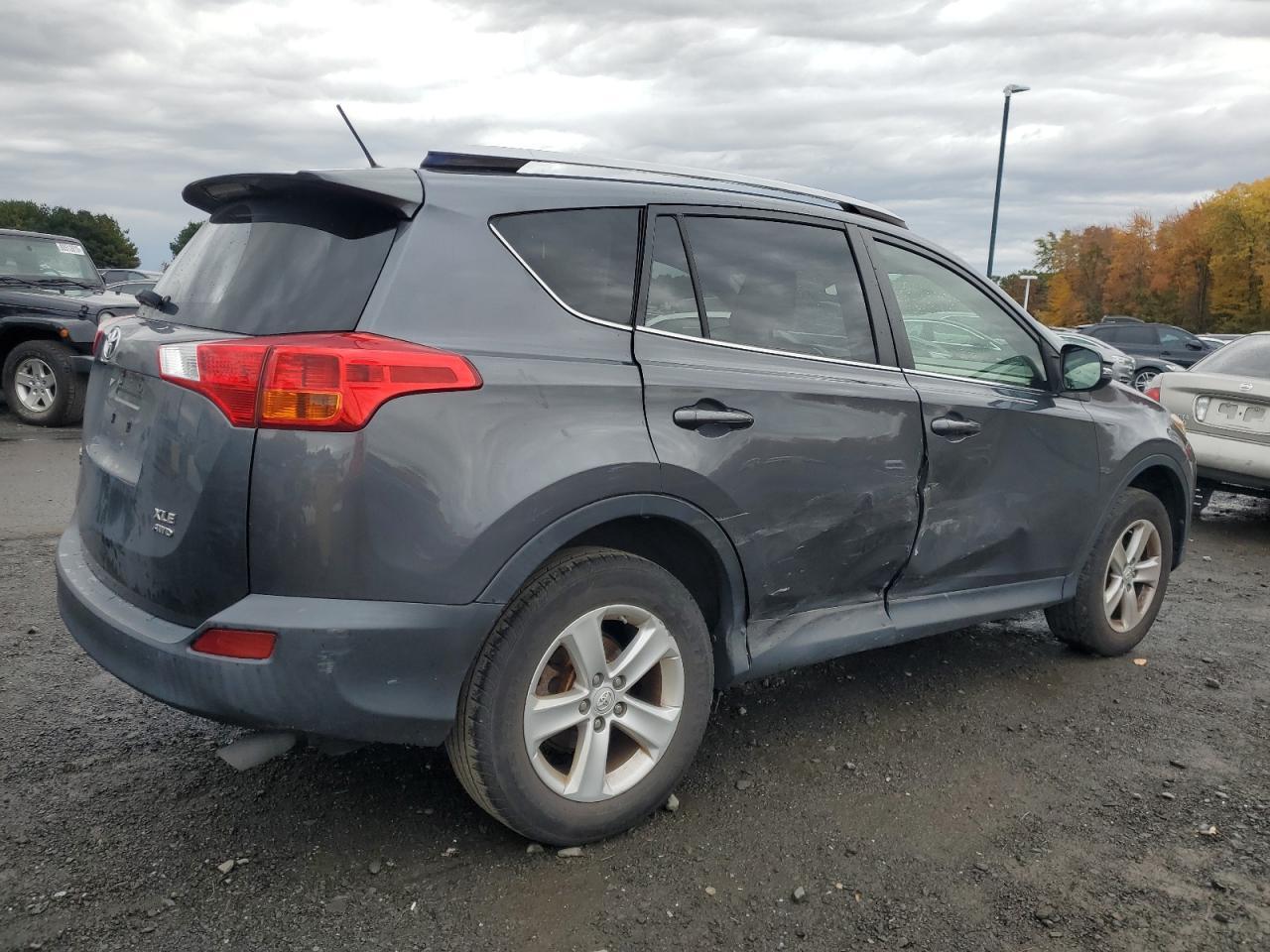 2014 TOYOTA RAV4