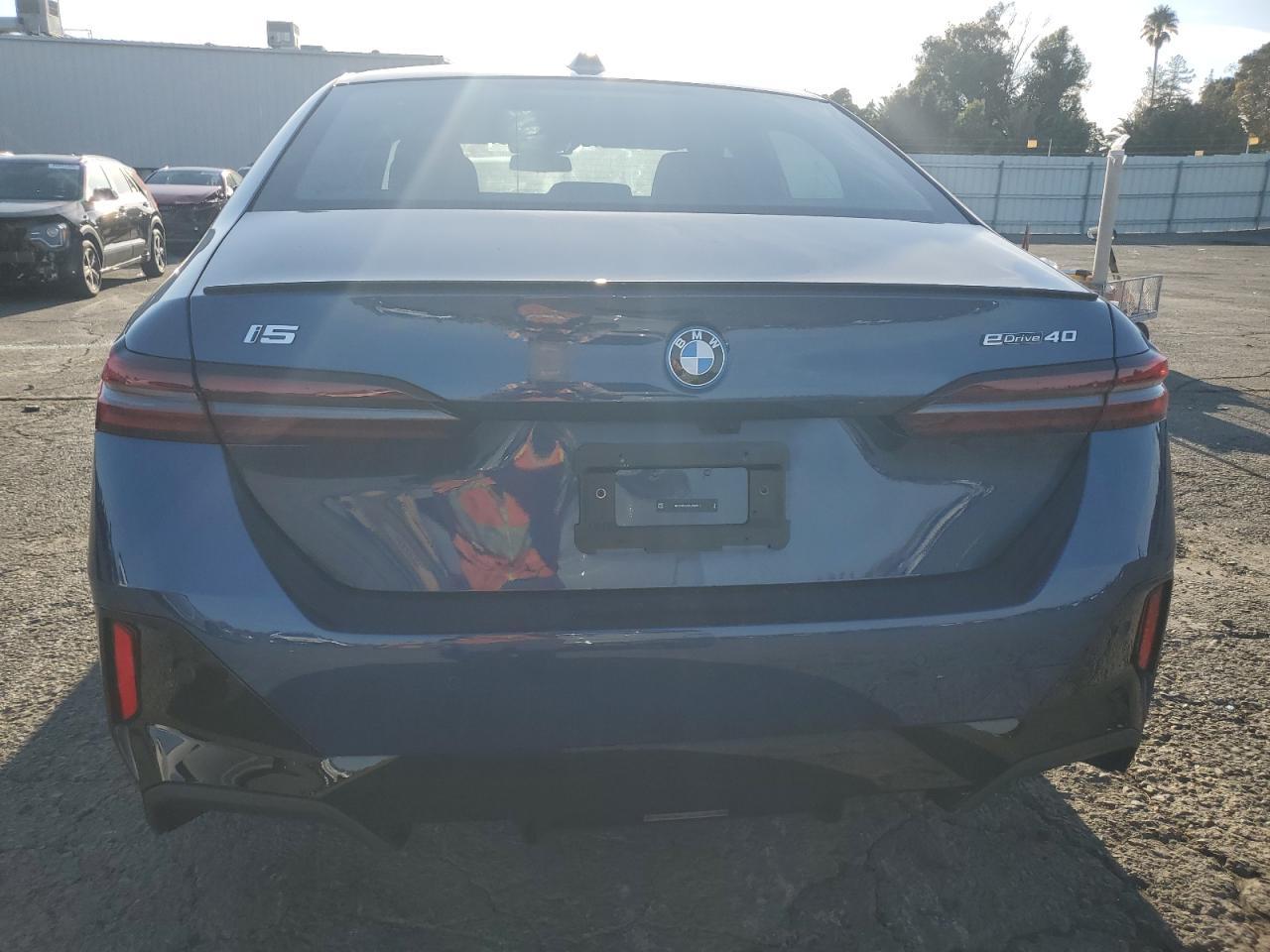 2024 BMW i5
