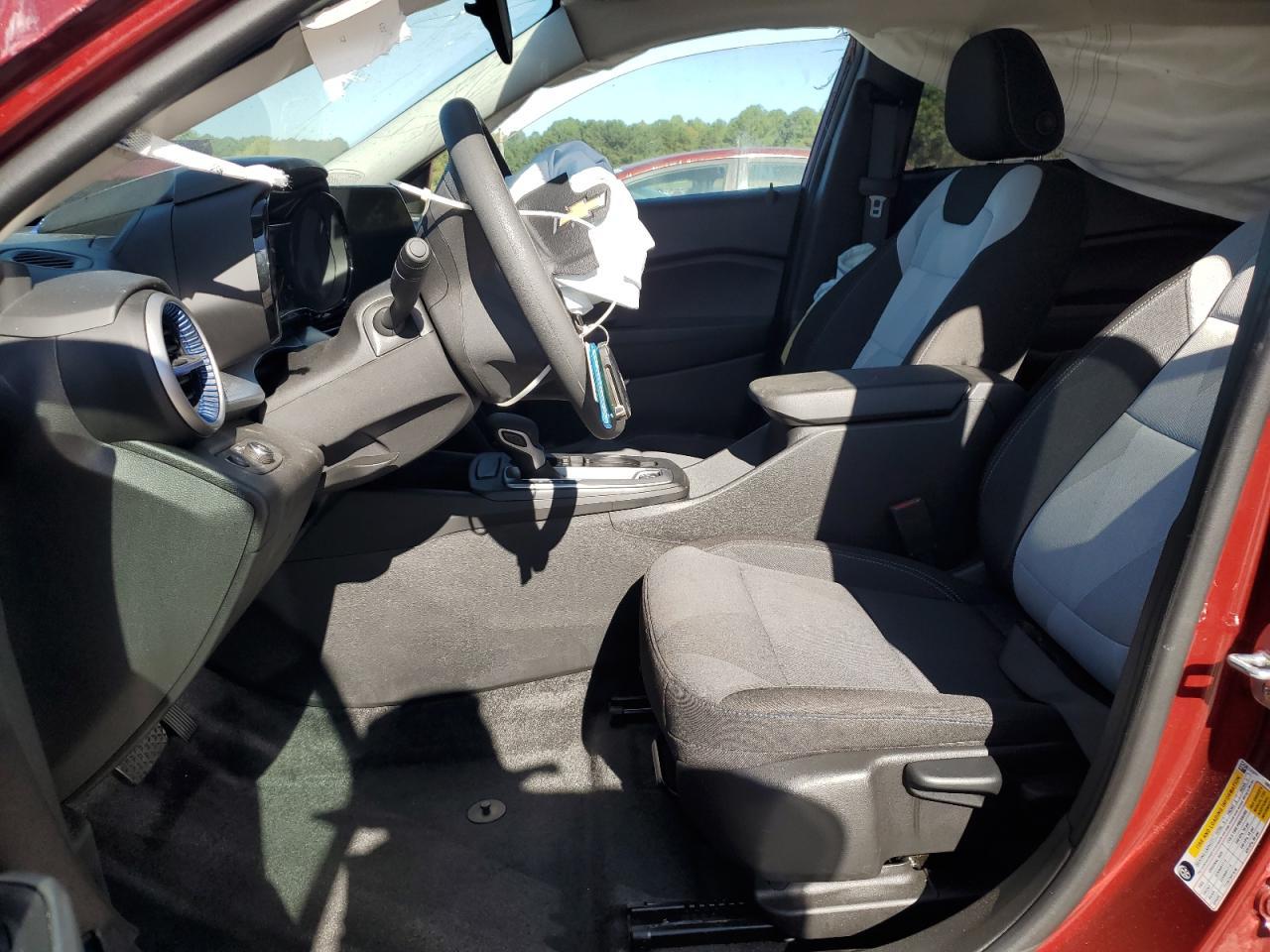2025 CHEVROLET TRAX
