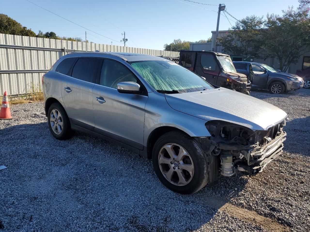 2013 VOLVO XC60