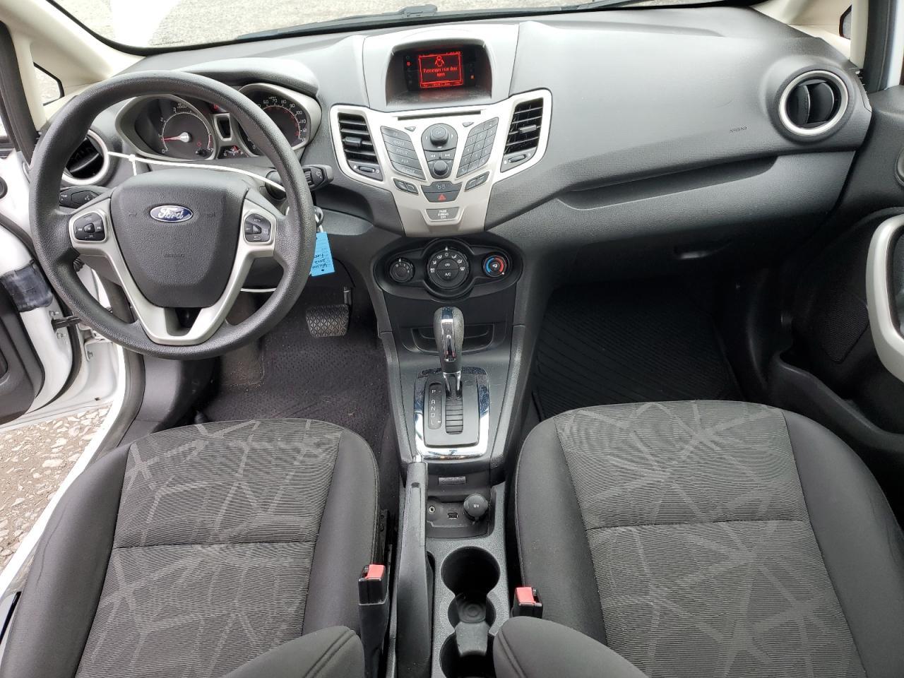 2012 FORD Fiesta