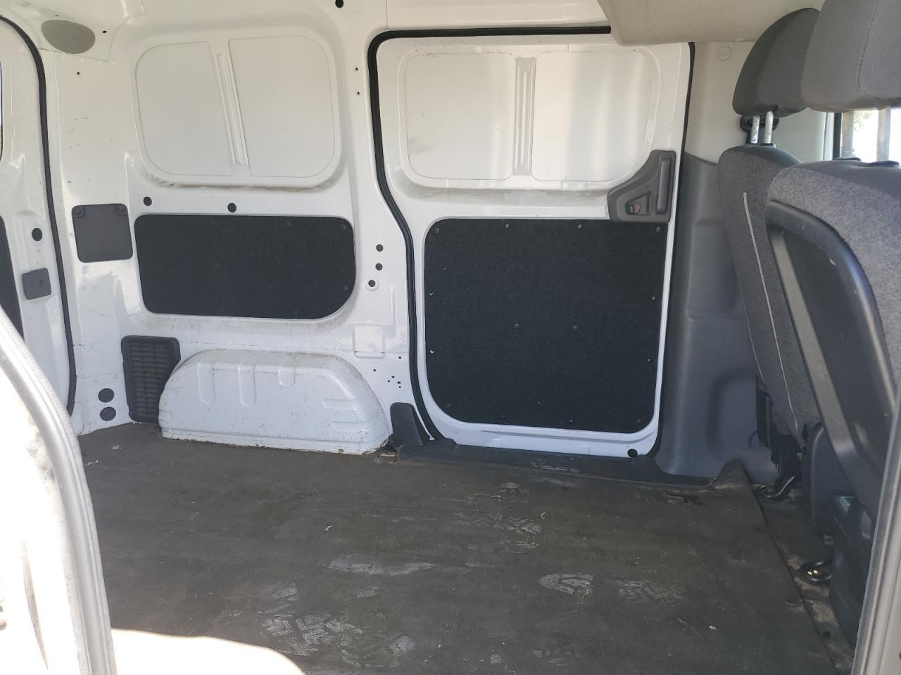 2017 NISSAN NV 200
