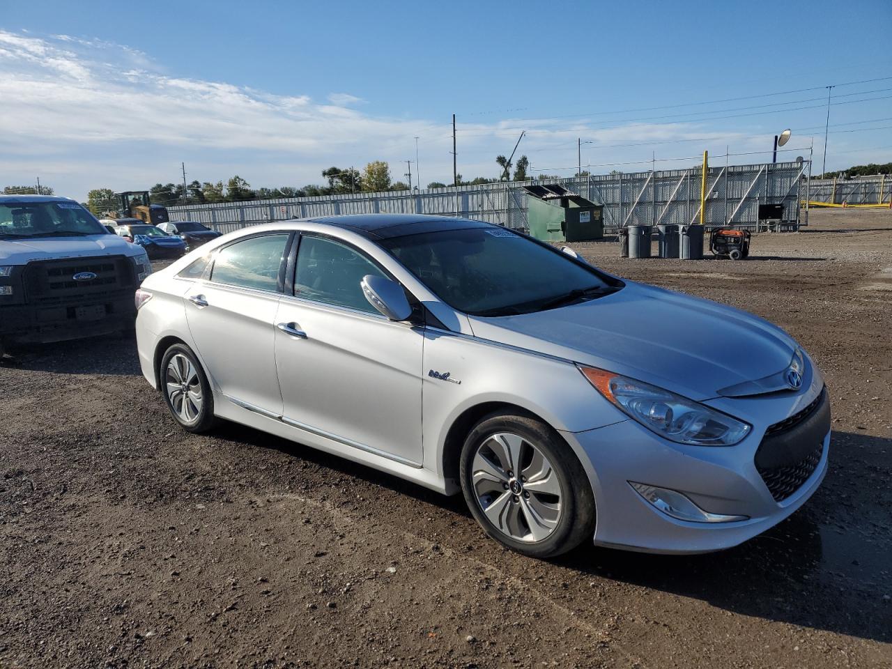 2015 HYUNDAI SONATA
