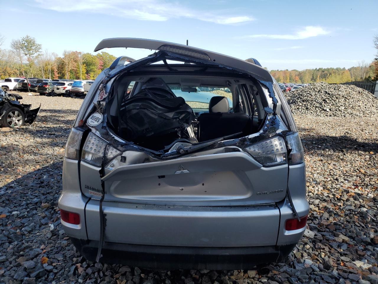 2011 MITSUBISHI outlander