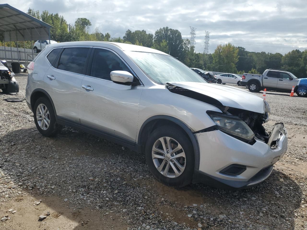 2015 NISSAN ROGUE