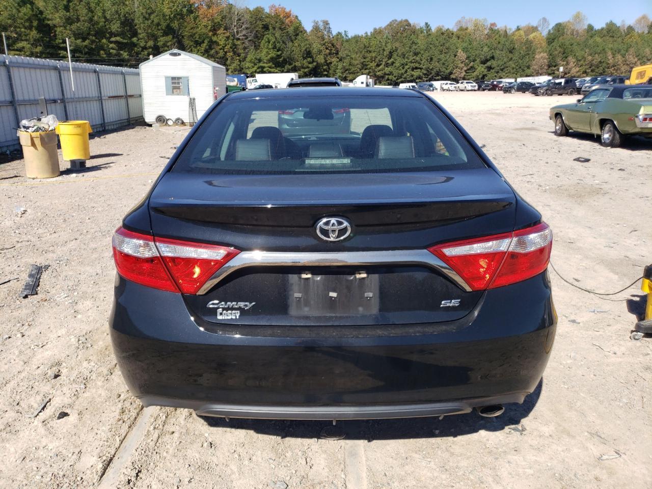 2017 TOYOTA CAMRY