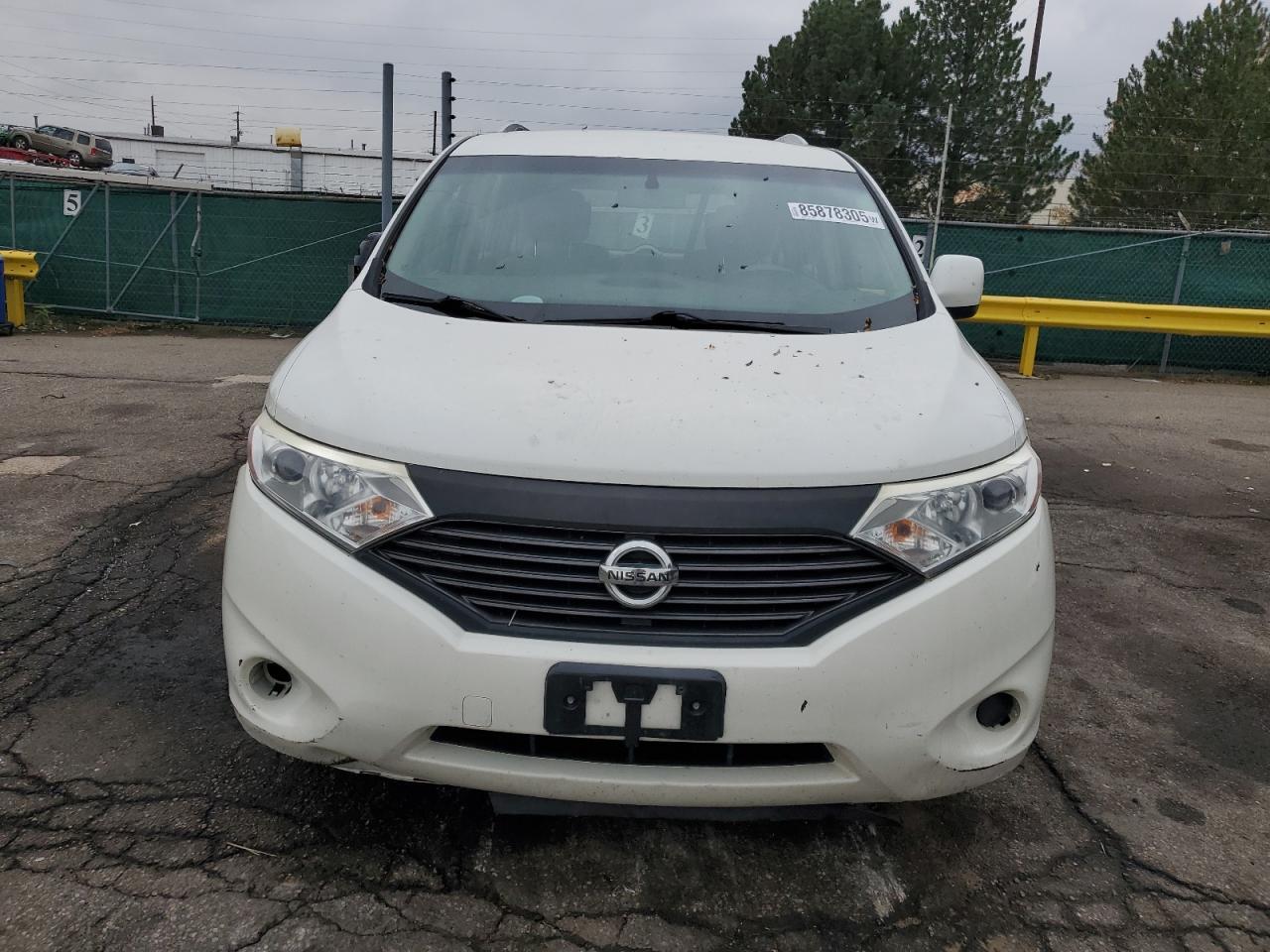 2015 NISSAN Quest