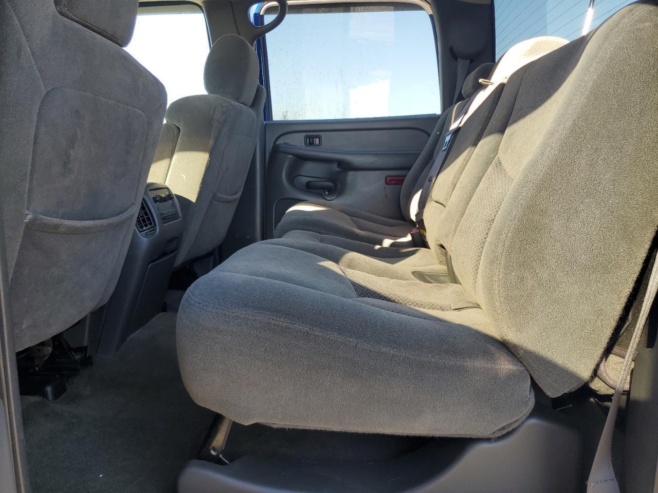 2004 CHEVROLET Silverado 2500