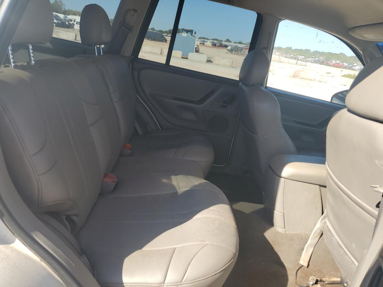 2002 JEEP Grand Cherokee