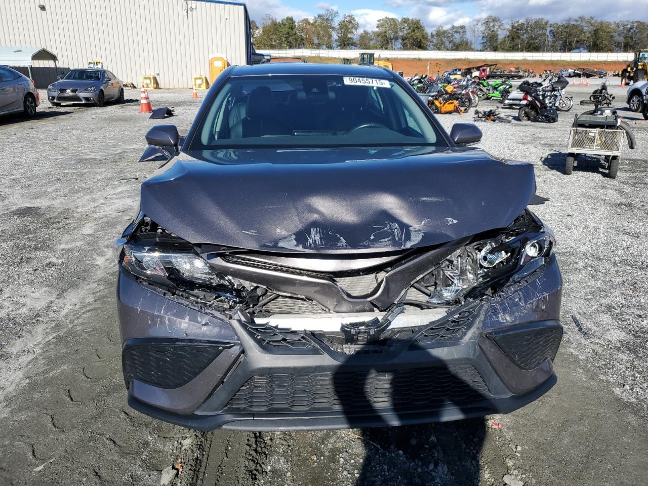 2024 TOYOTA CAMRY