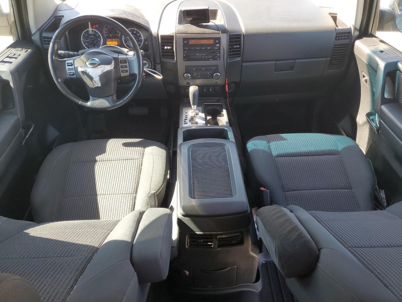 2012 NISSAN Titan