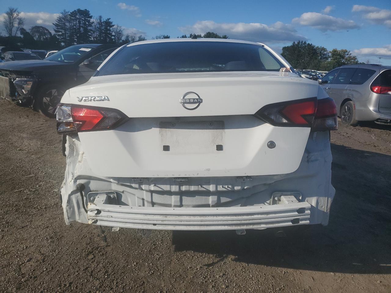2023 NISSAN VERSA