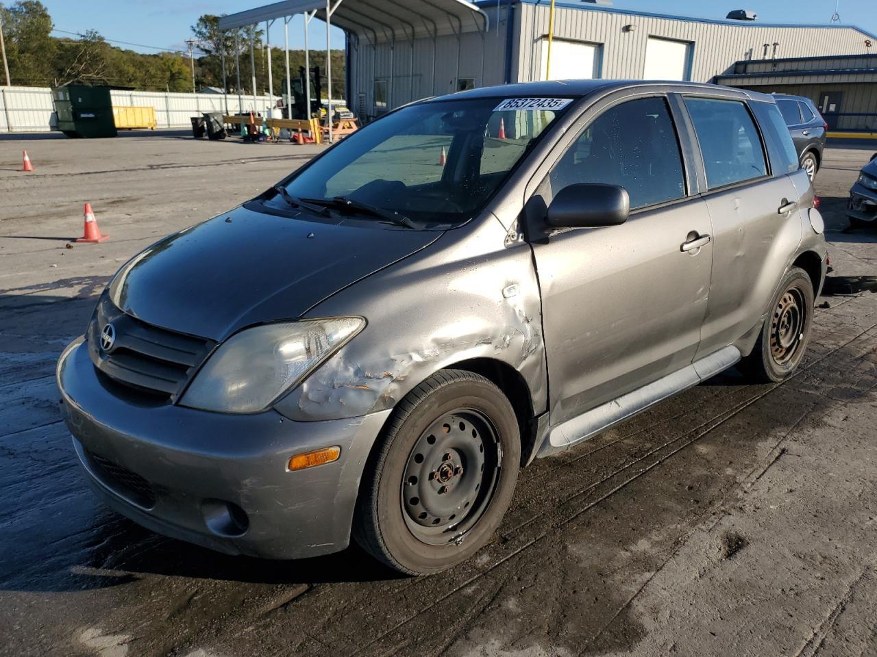 2004 TOYOTA SCION