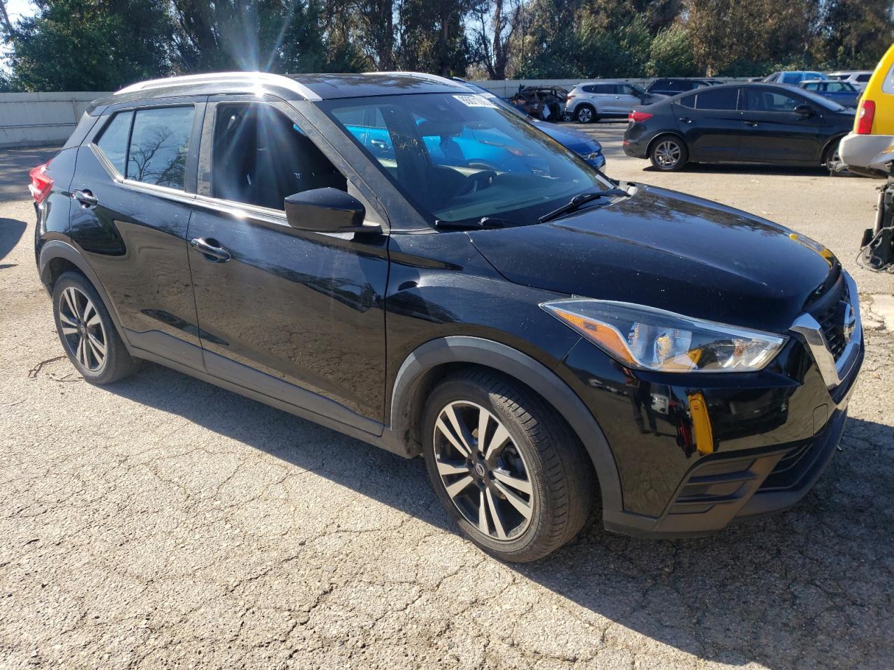 2020 NISSAN KICKS
