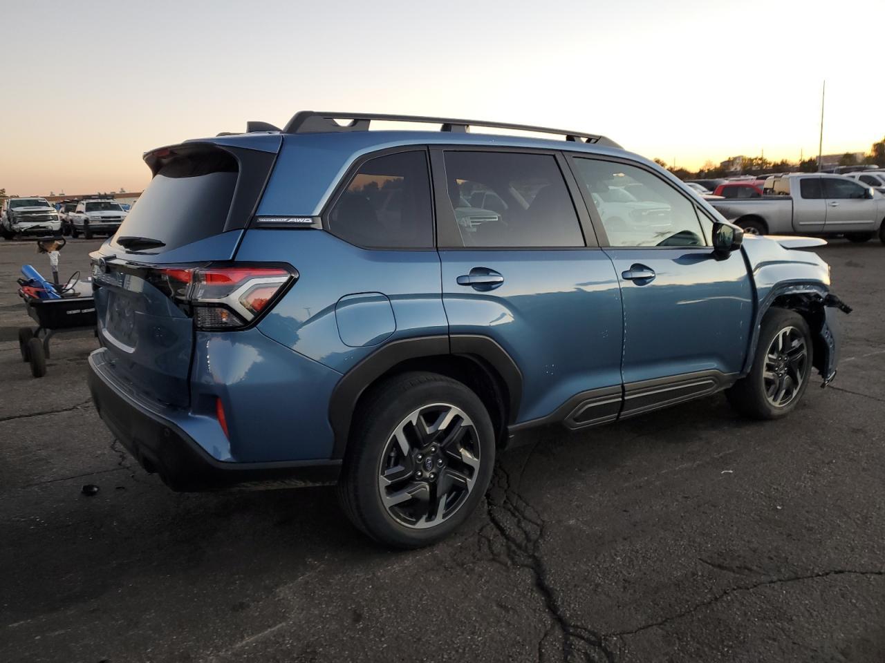 2025 SUBARU FORESTER