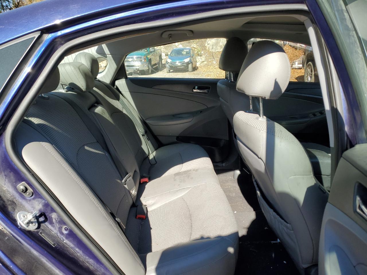2013 HYUNDAI SONATA