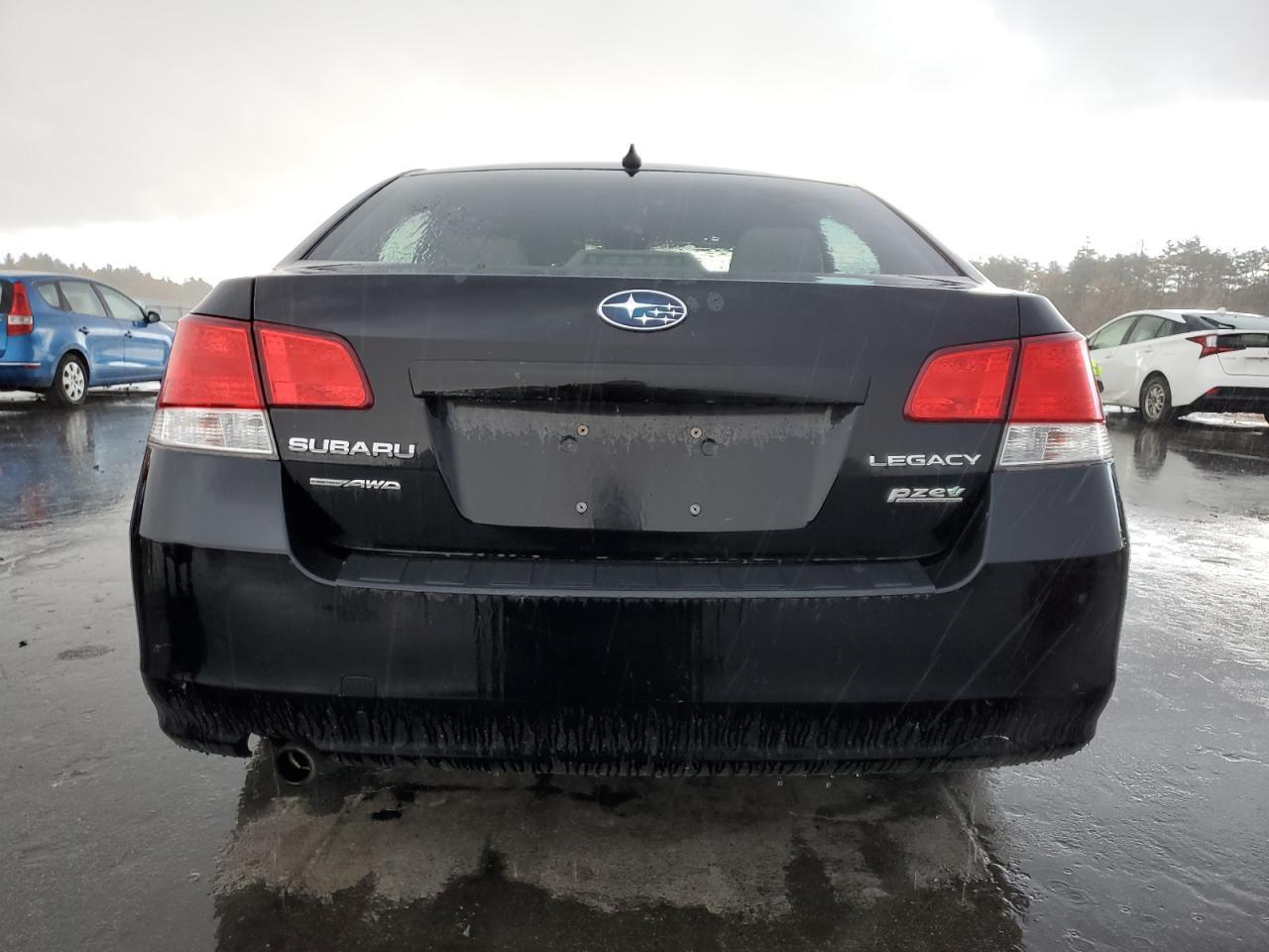 2013 SUBARU Legacy