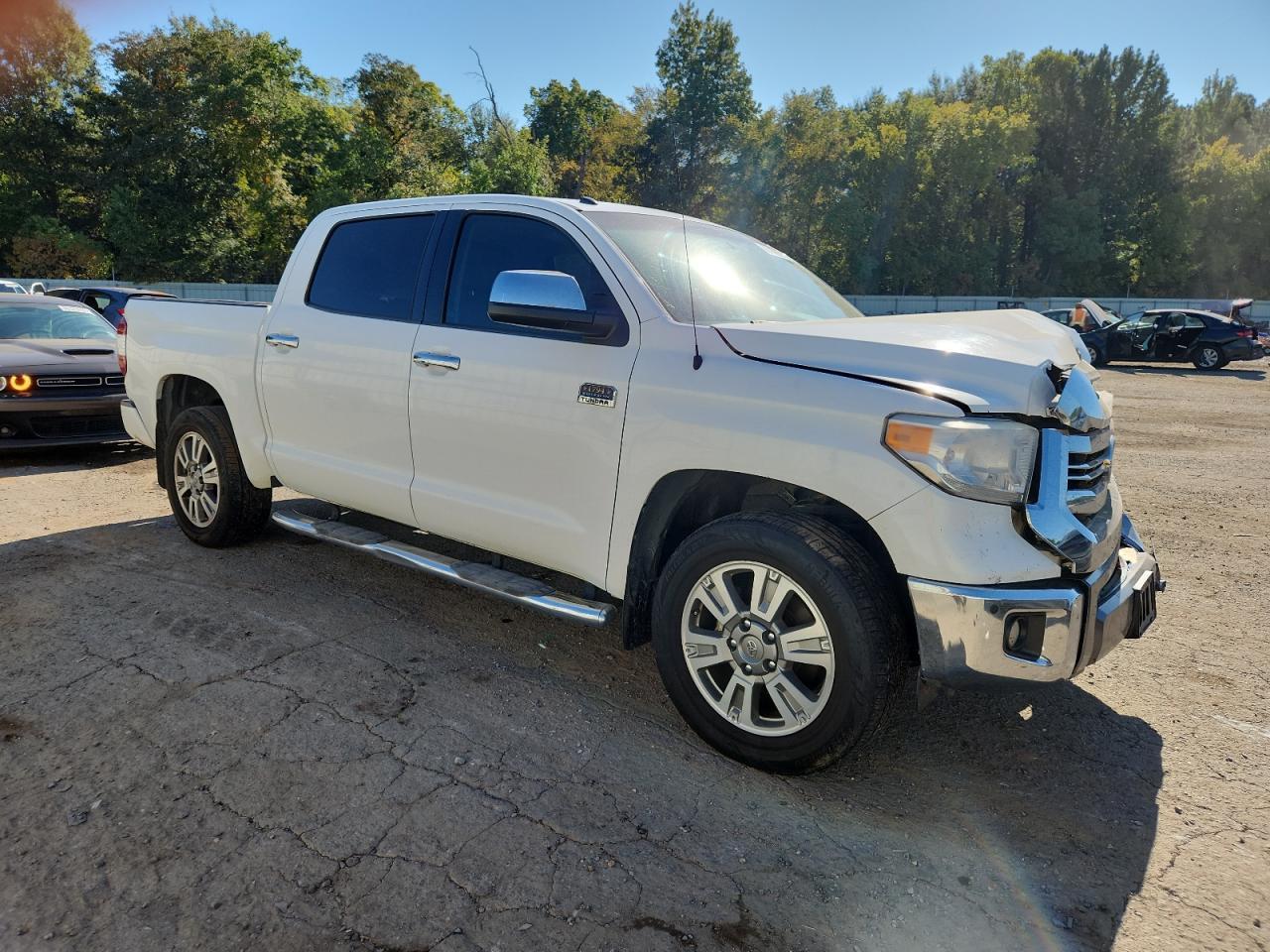 2016 TOYOTA TUNDRA