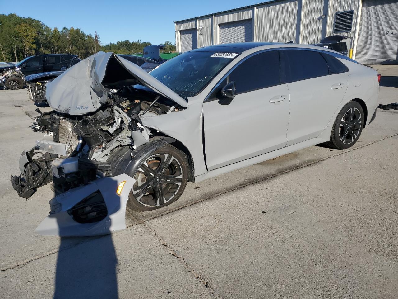 2022 KIA K5