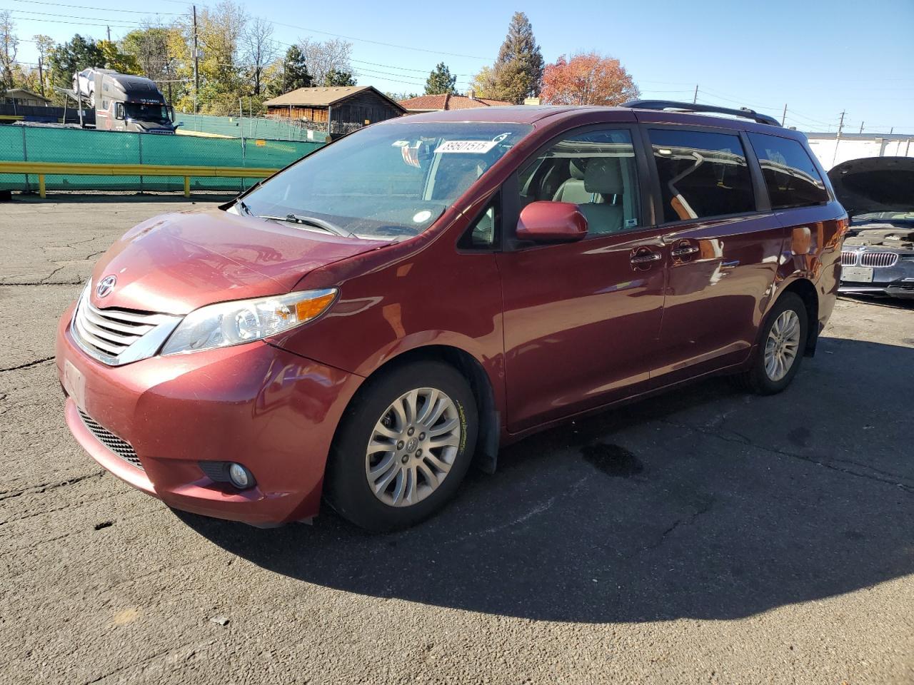 2015 TOYOTA SIENNA