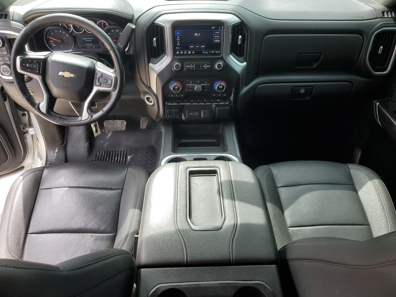 2021 CHEVROLET Silverado
