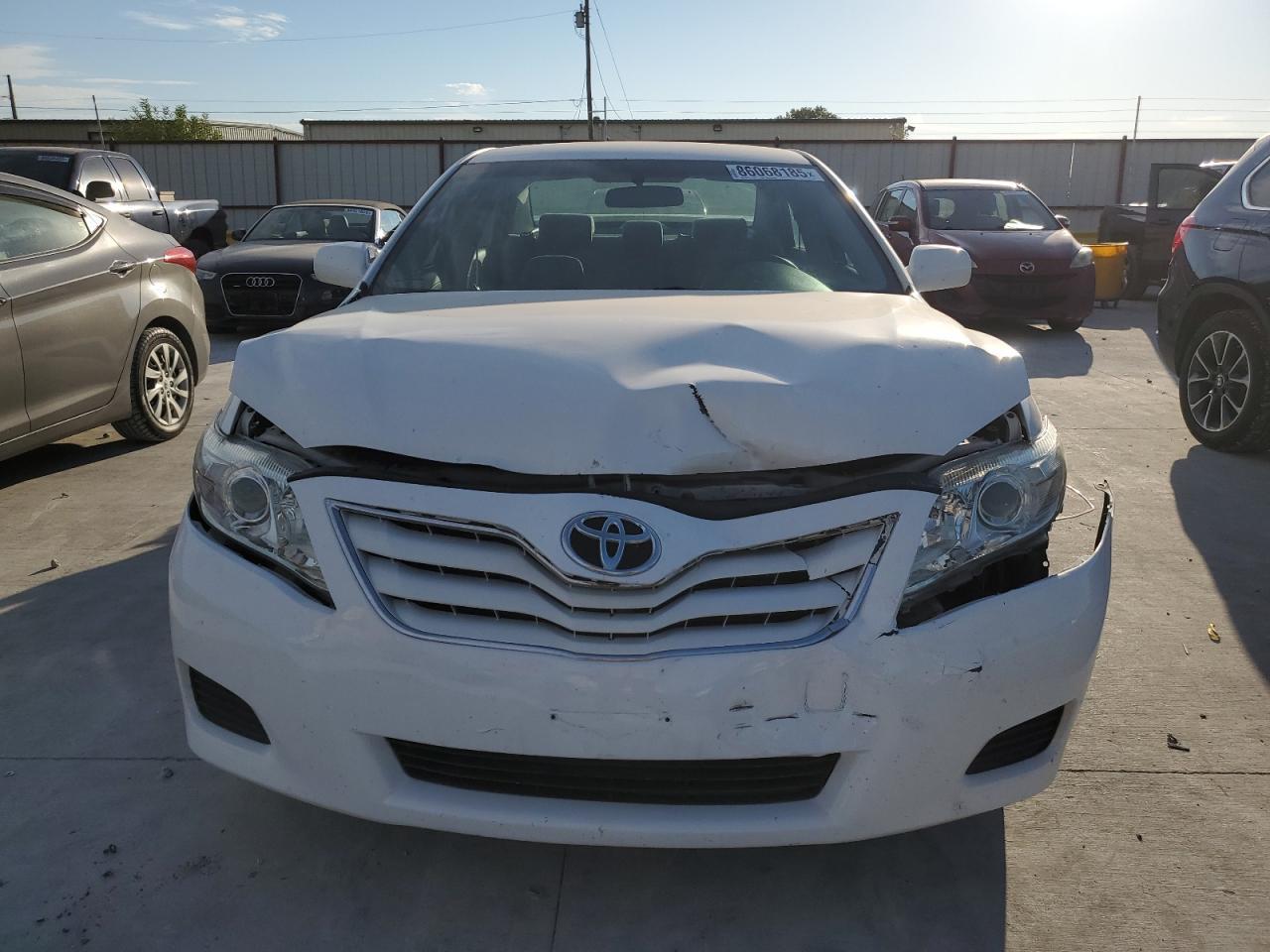 2011 TOYOTA CAMRY