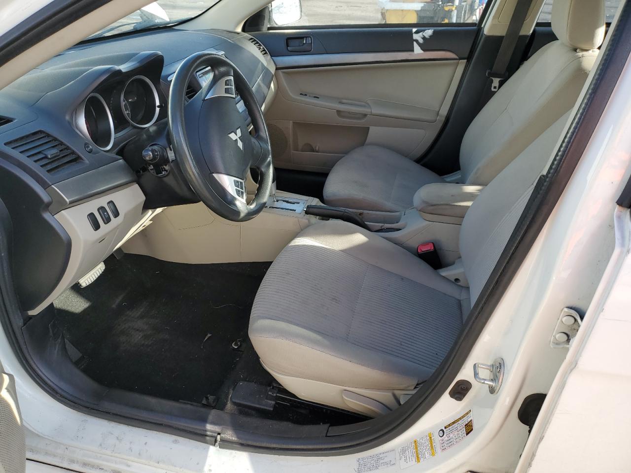 2015 MITSUBISHI LANCER