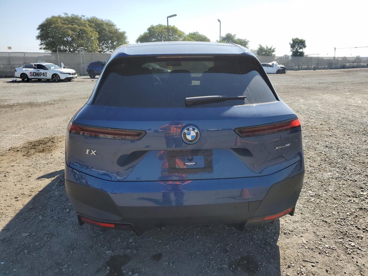 2022 BMW iX
