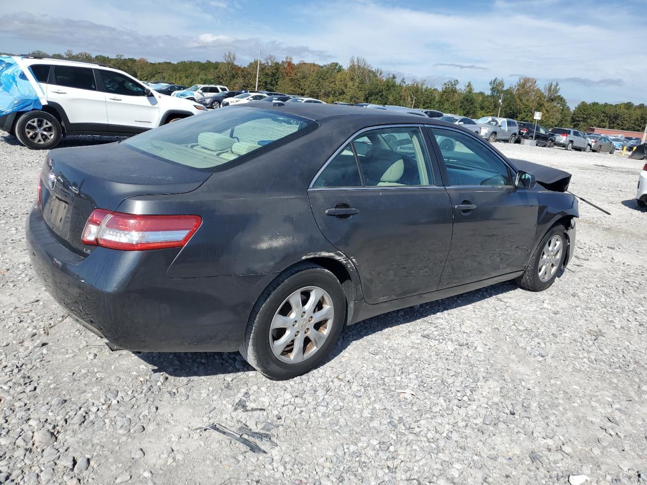 2011 TOYOTA CAMRY
