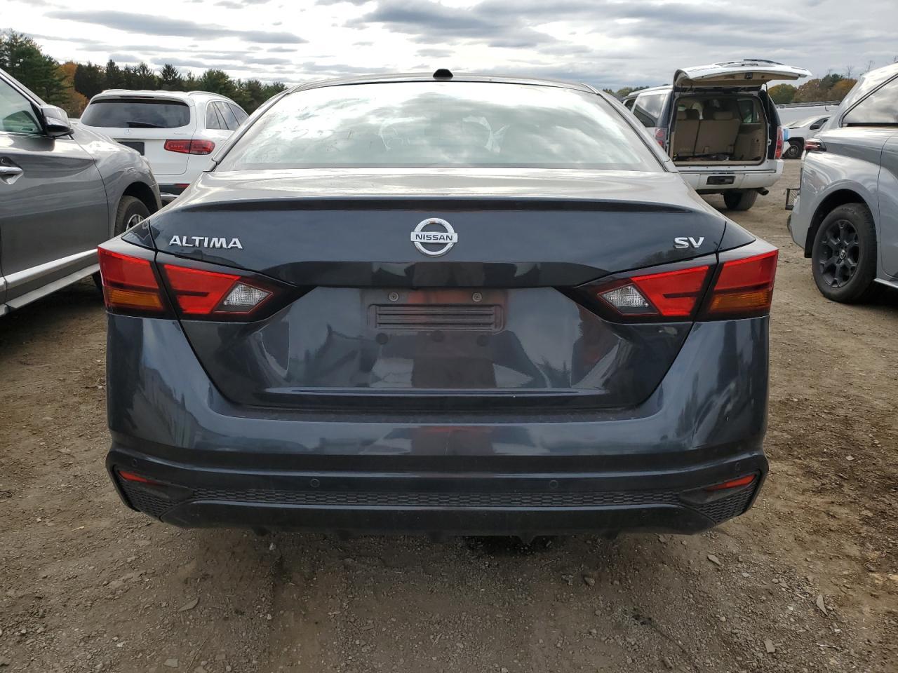 2022 NISSAN ALTIMA