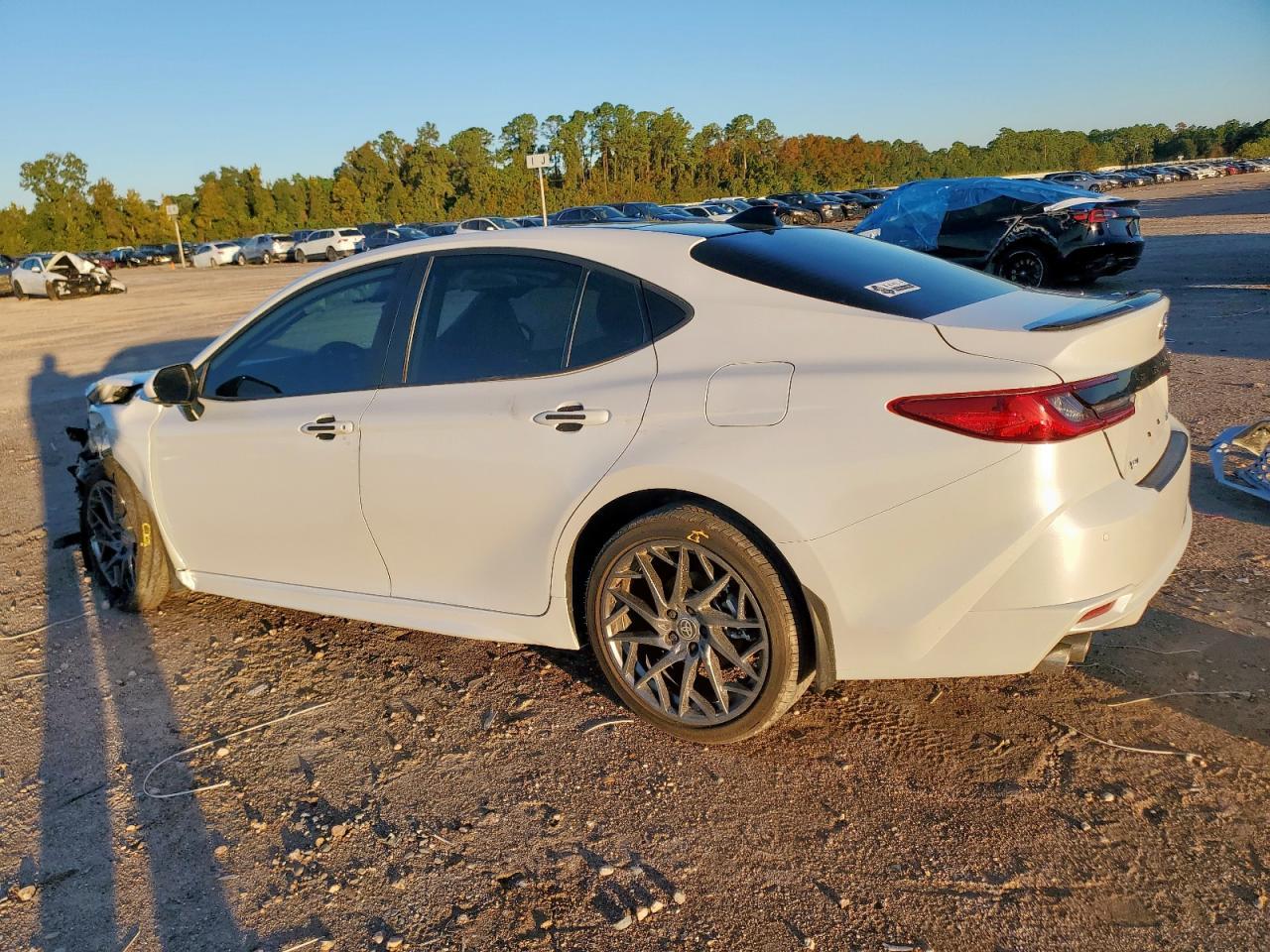 2025 TOYOTA CAMRY