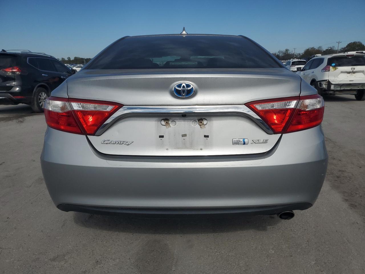 2016 TOYOTA CAMRY