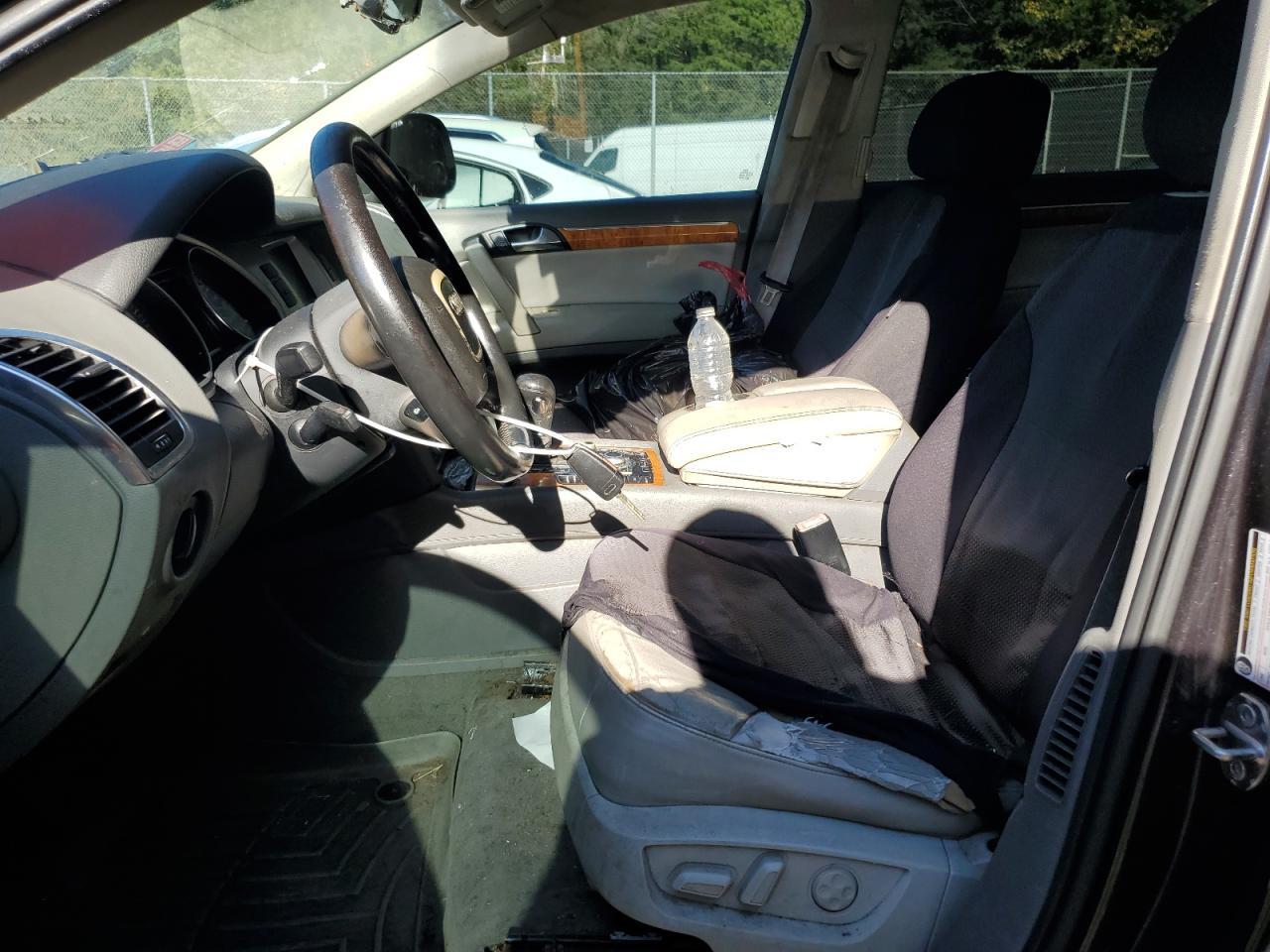 2009 AUDI Q7