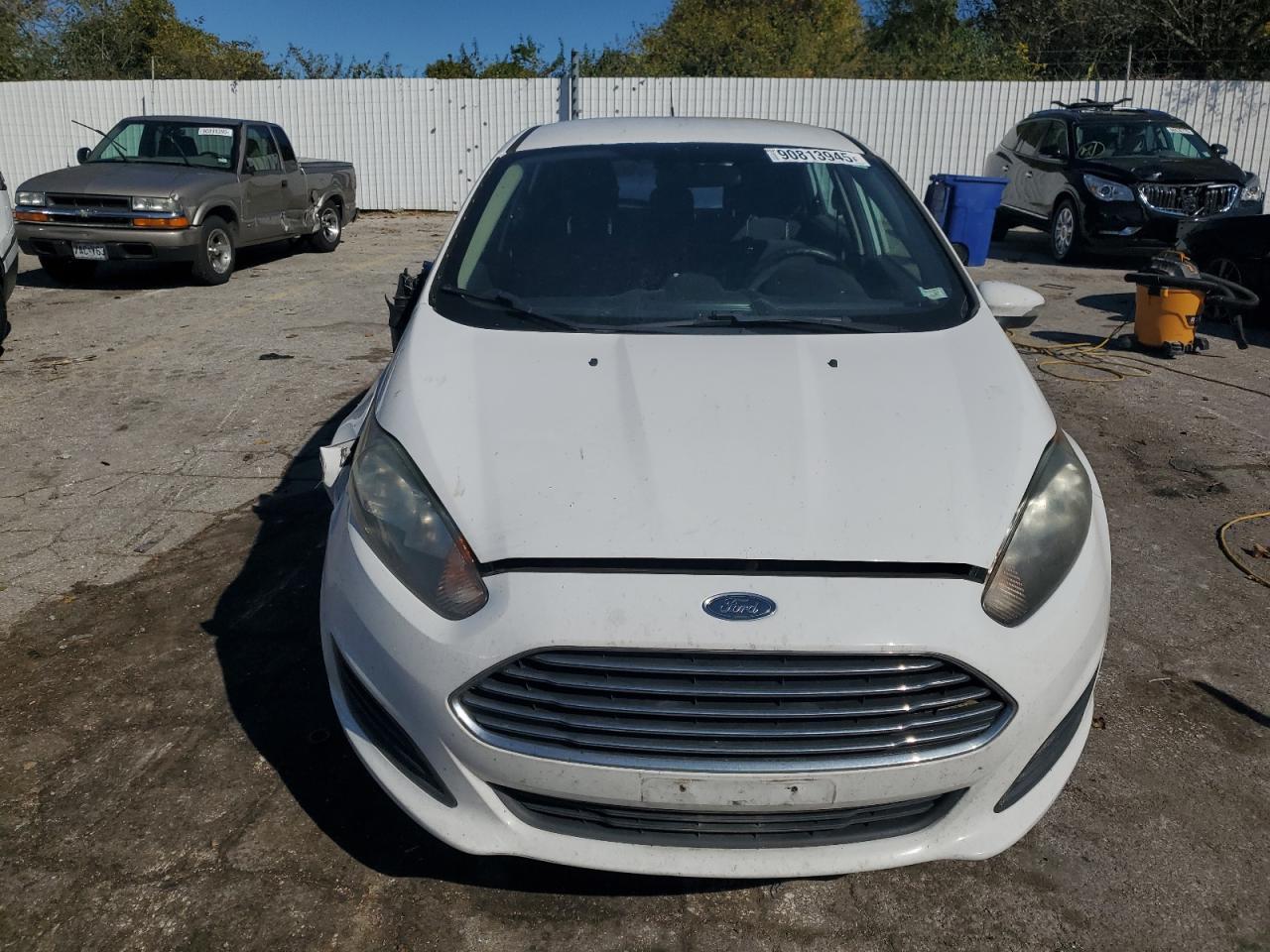 2016 FORD Fiesta
