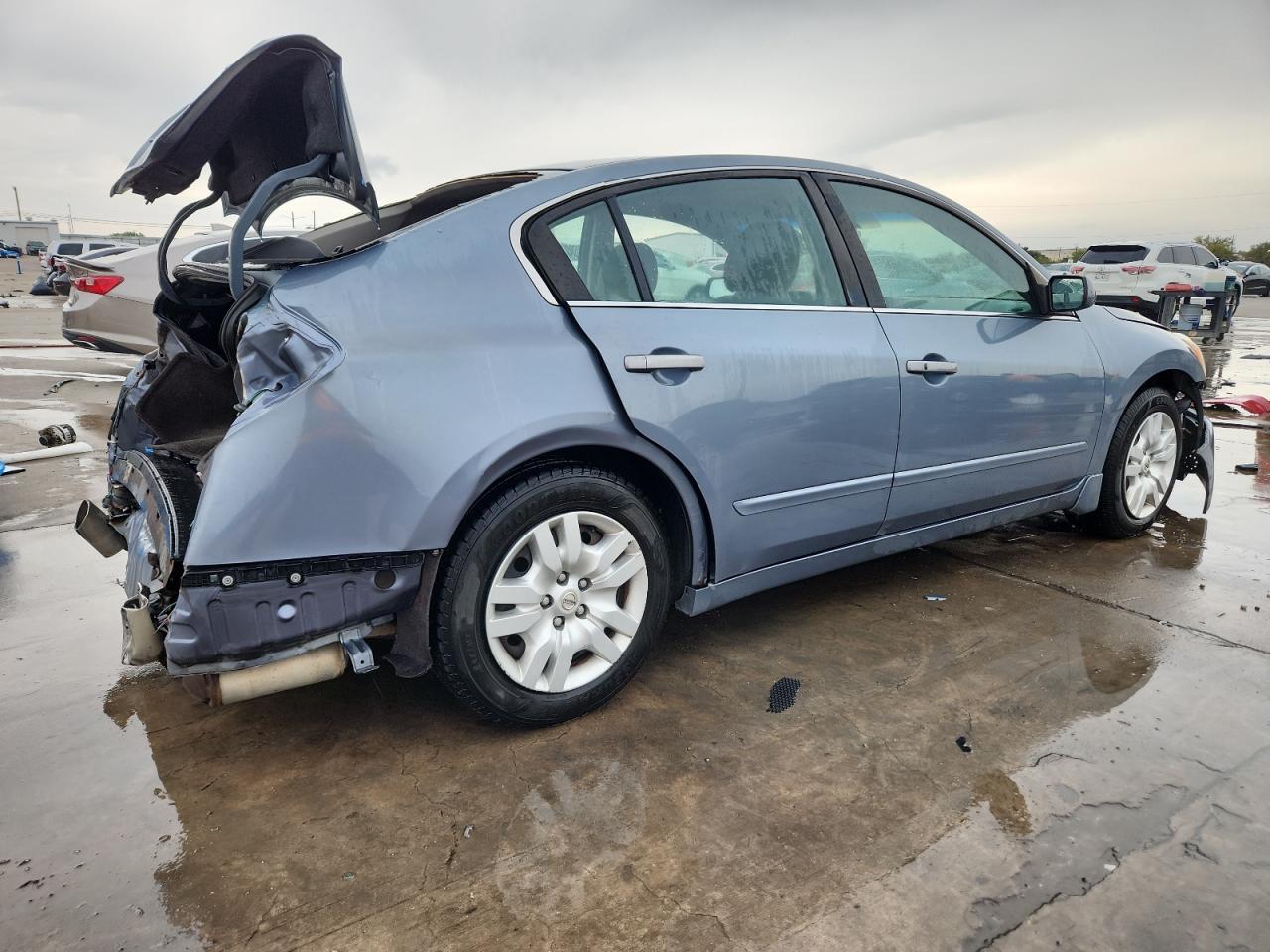 2010 NISSAN ALTIMA
