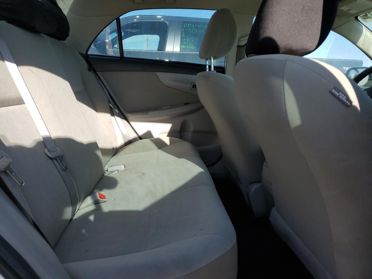 2011 TOYOTA COROLLA