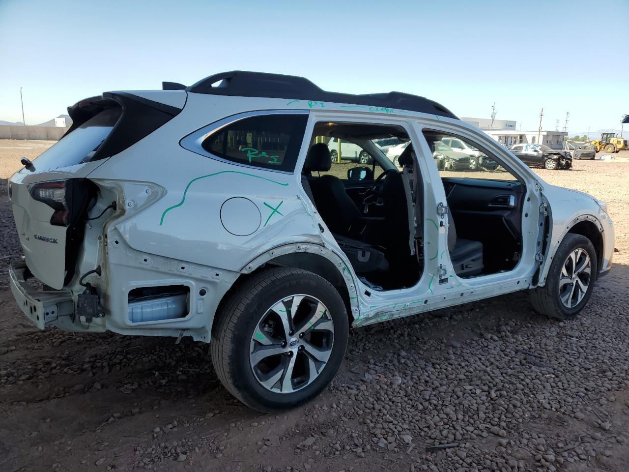 2022 SUBARU Outback