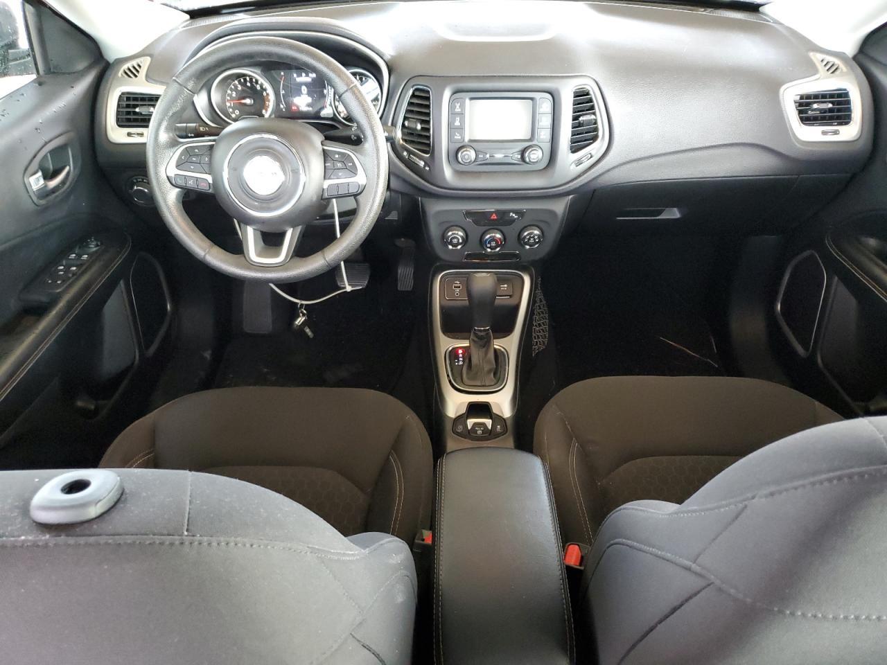 2017 JEEP Compass