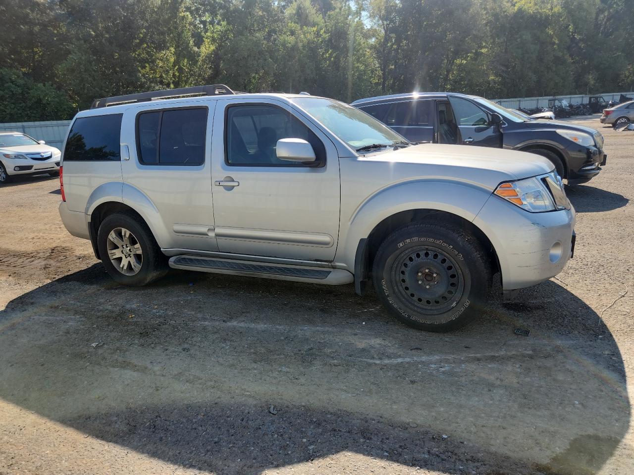 2010 NISSAN PATHFINDER