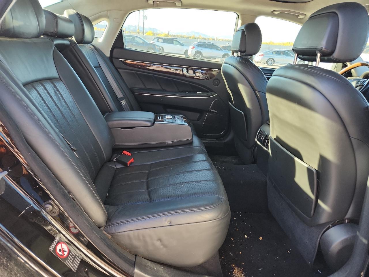 2011 HYUNDAI Equus
